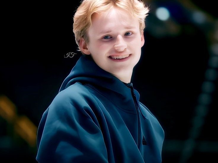 Илля Малинин — взрослеет на глазах